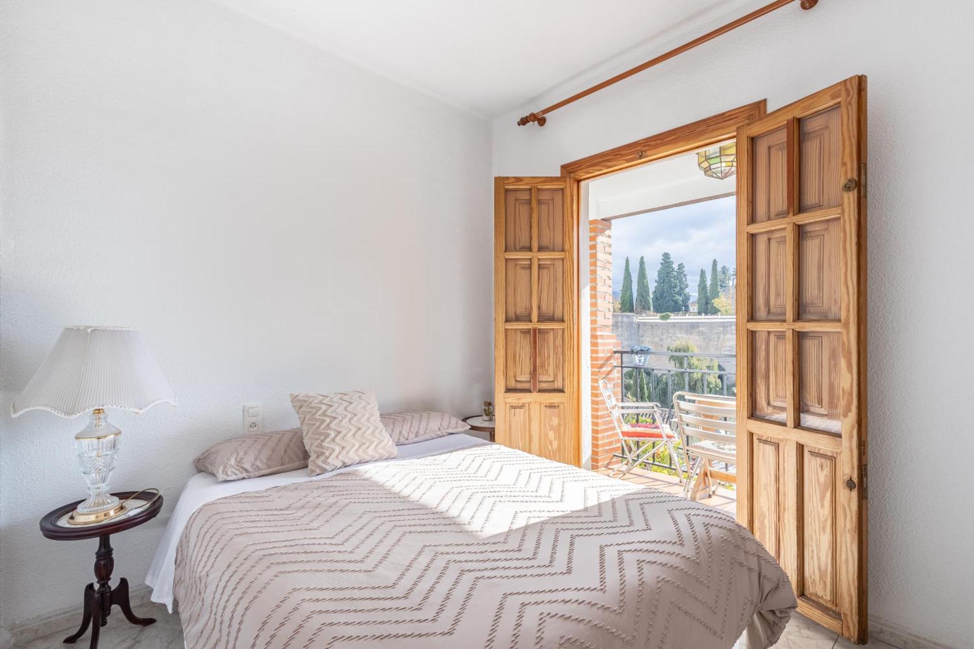 Carmen de la Sultana una planta entera Granada Exterior foto